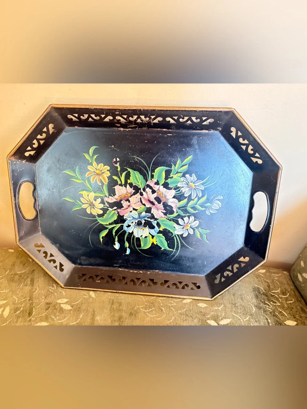 Role painted vintage metal tray. Integrated handles. Large. Black